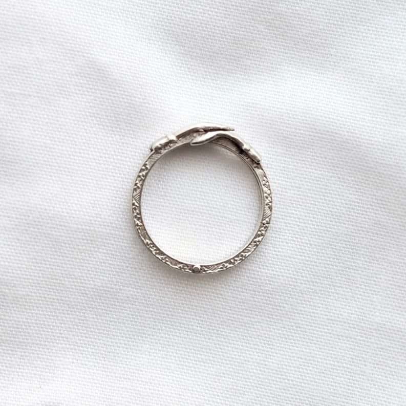 Vintage Clasped Hands ‘Gimmel’ Ring